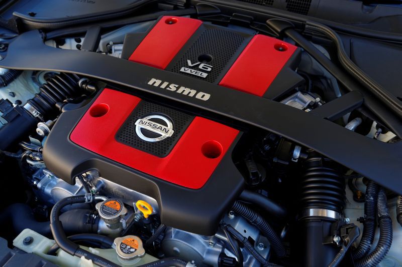 Nissan 370Z technical specifications and fuel economy